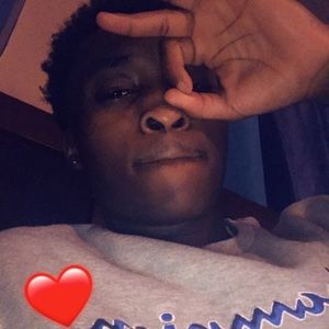 Meet your Posher, Elijah